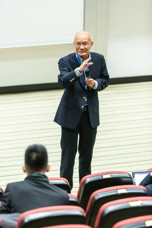 leader à l'oral
