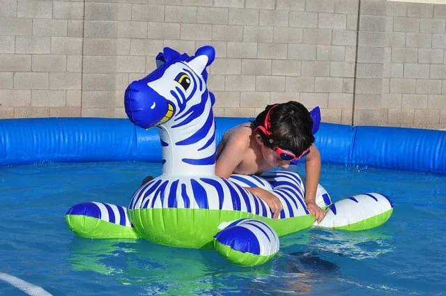 petite piscine gonflable