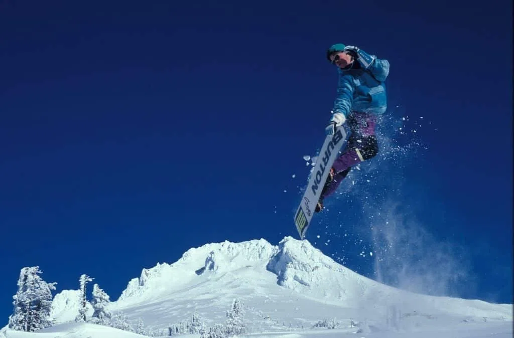saut en snowboard