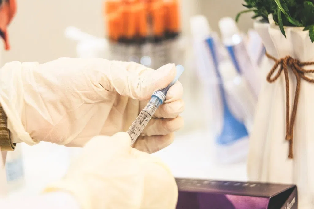 utilisation du botox par un medecin esthetique