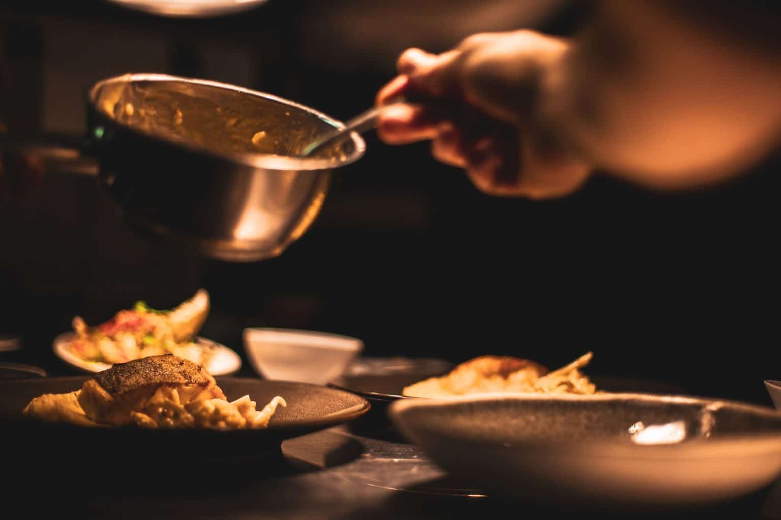 Qu'est ce qu'une maryse en cuisine ? Définition Que veut dire Qu'est ce qu'une maryse en cuisine ? Définition Que veut dire